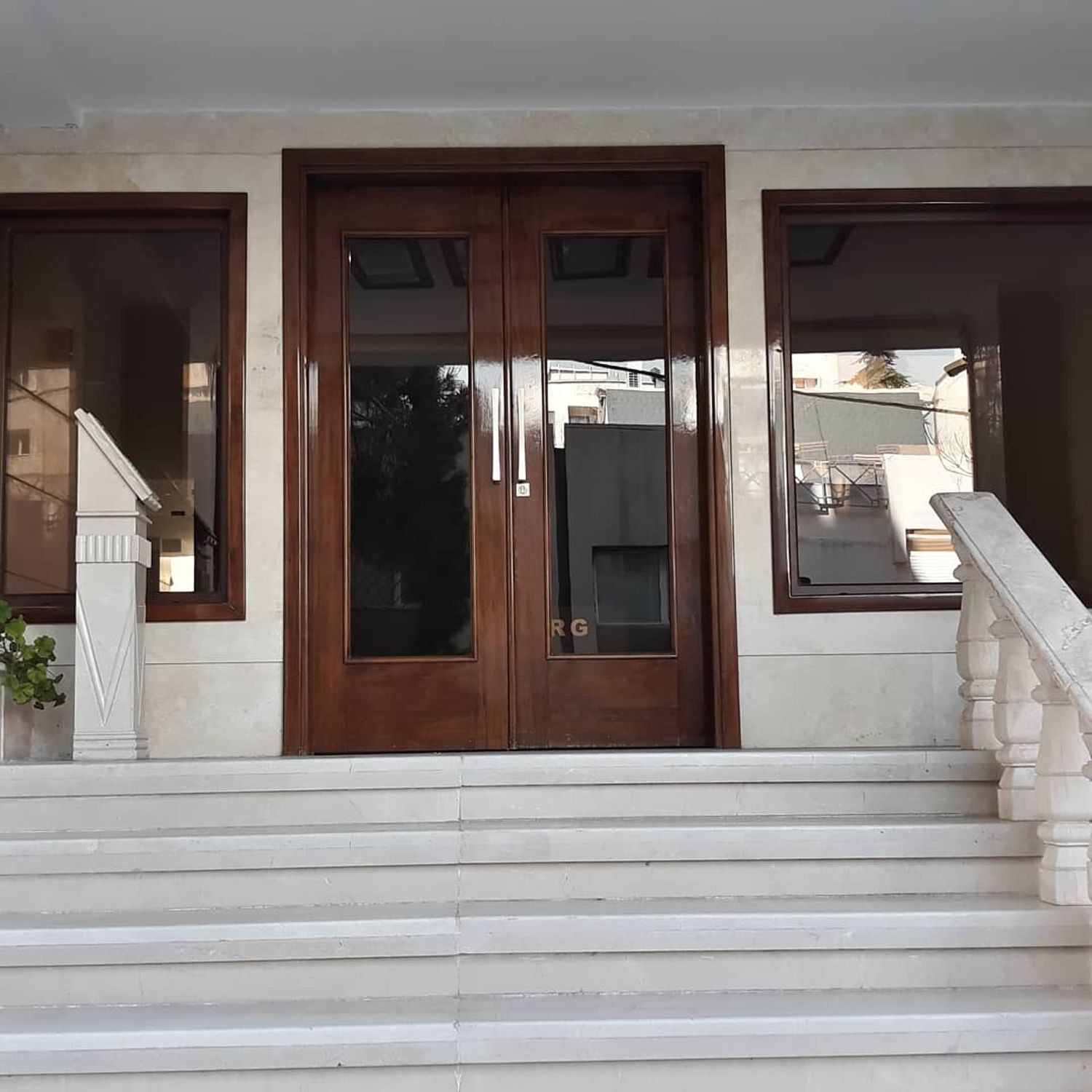 پارک ملت 100 متر ۲ پارکینگ