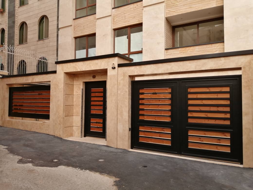 800 متر مستغلات در 3 طبقه