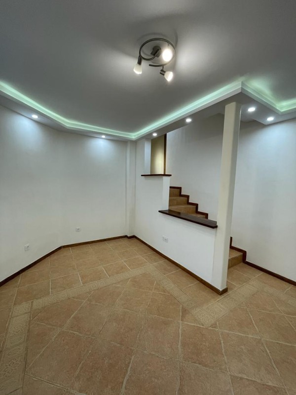آپارتمان ۸۰ متری جردن