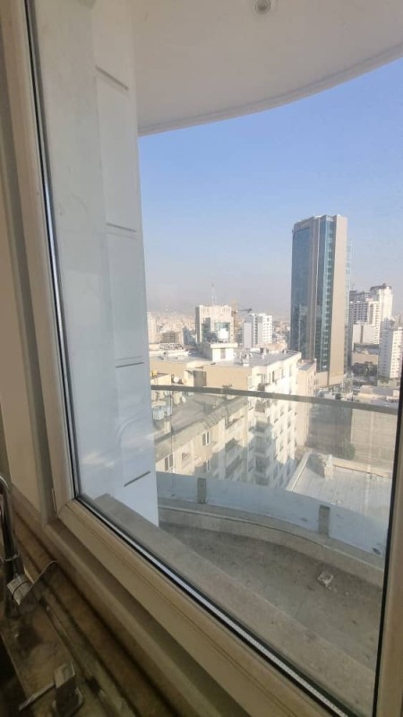 ۱۷۰ متر ۳خواب طبقه۸