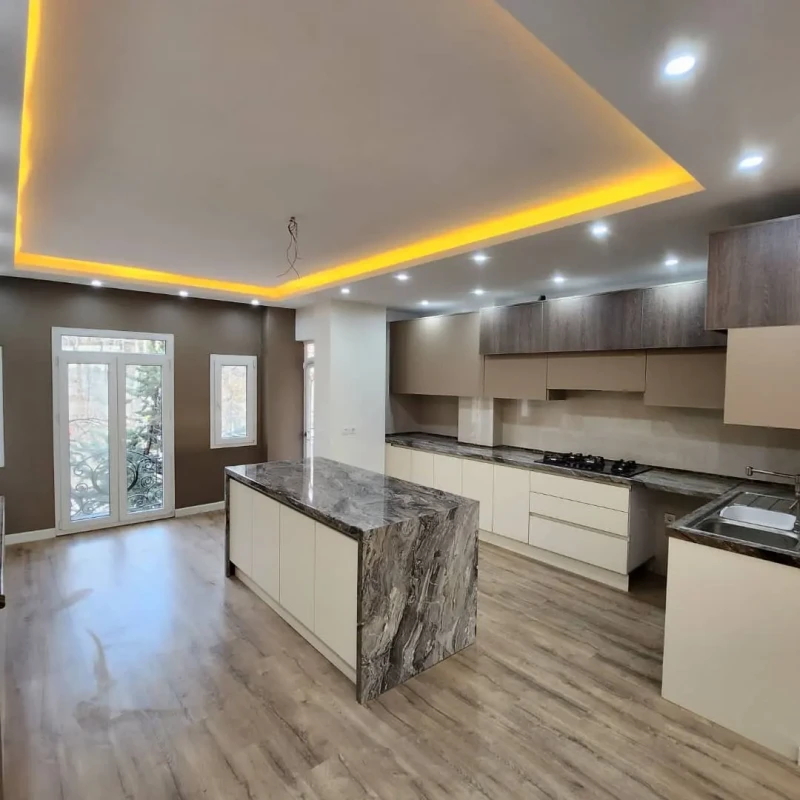 جردن ۲۱۱ متر ۳ خواب ۲ پارکینگ