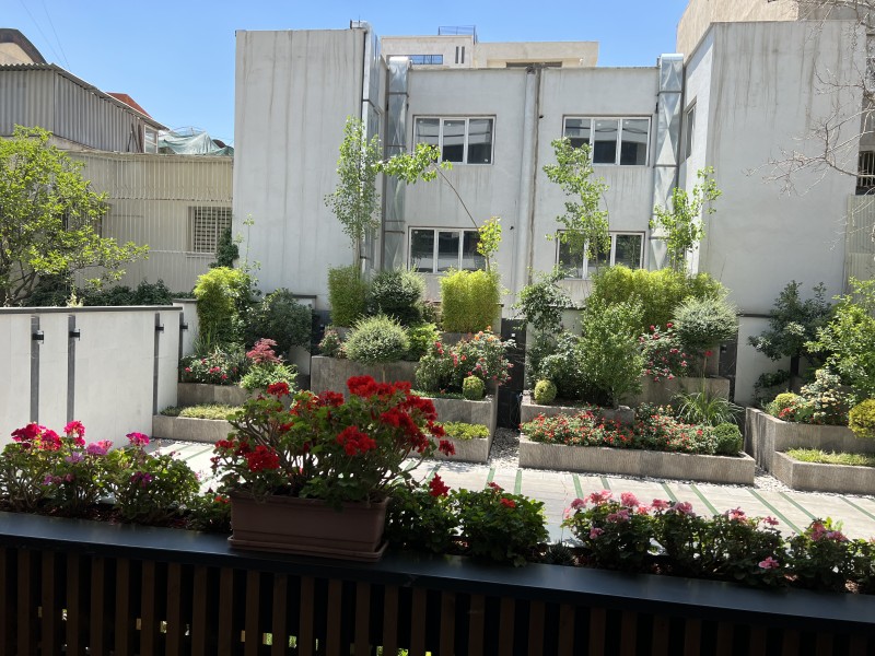جردن ۲۱۰ متر۲ پارکینگ لوکس