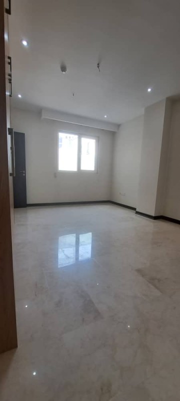 جردن ولیعصر ۱۳۰ متر ۲ خواب طبقه پنجم