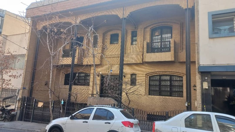 جردن ۵۰۰متر ویلایی ۳ طبقه بنا زیر قیمت