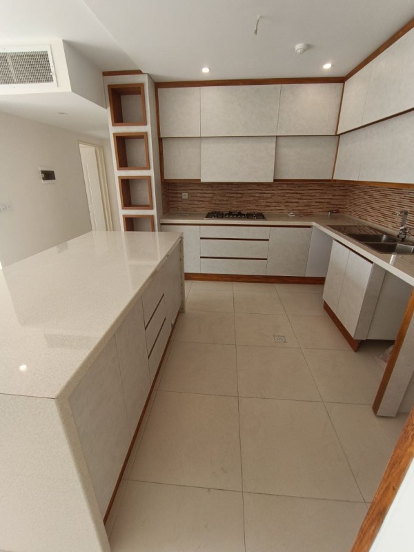آپارتمان ۳ خواب ۲ پارکینگ
