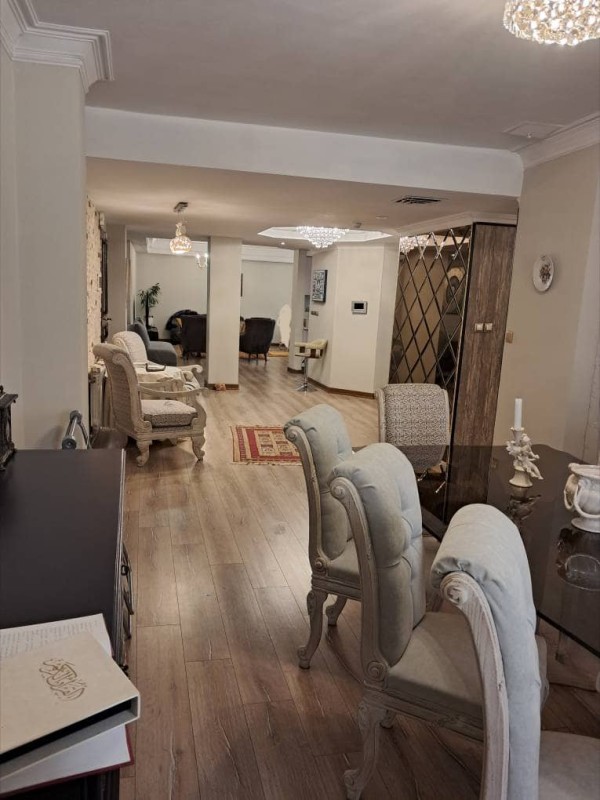 ۱۷۰ متر ۳ خواب موقعیت عالی