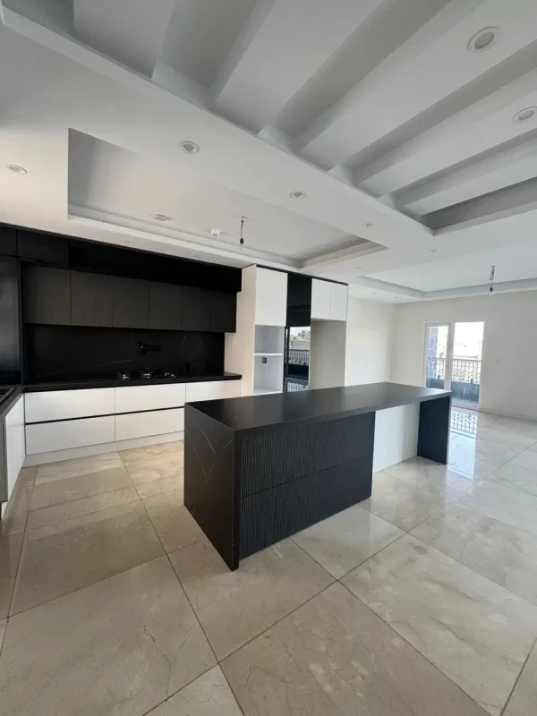 ۱۱۵۰ متر بنای مفید یکجا تهاتر و فروش دروس