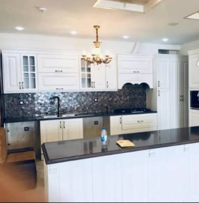 جردن ۱۳۰ متر نوساز / ۳ پارکینگ سندی