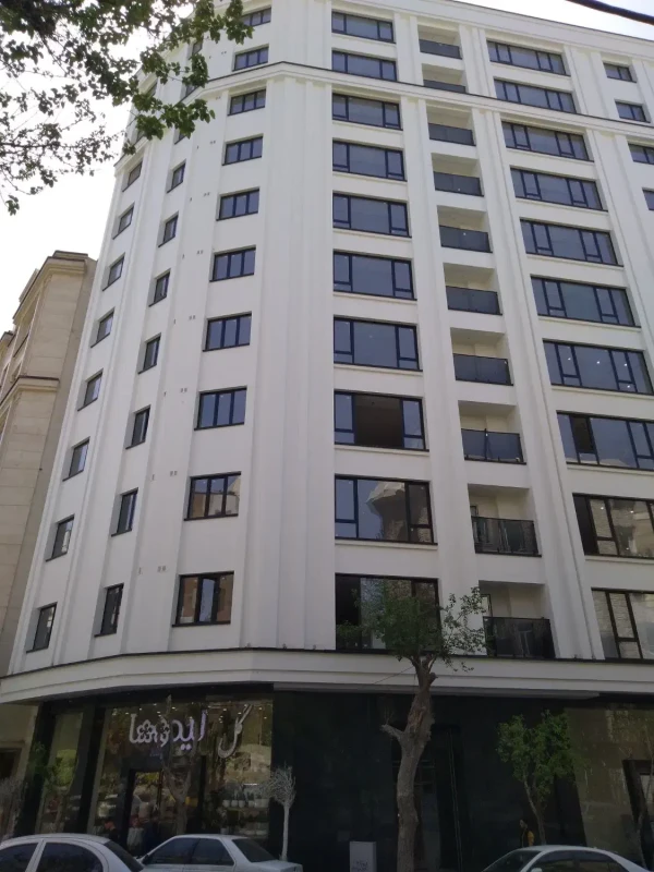 فروش مستغلات اداری/نوساز/قلهک/10واحد 100متری