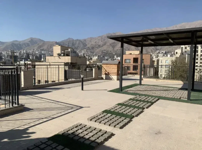 اجاره300متر/تک واحدی/تاپ لوکیشن /دروس