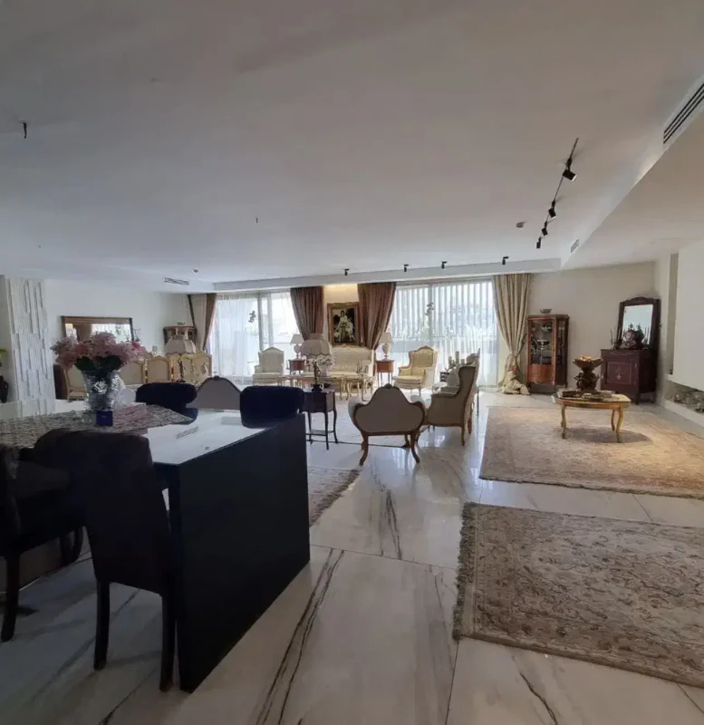 فروش237متر/4پارکینگ/خوش نقشه/دروس