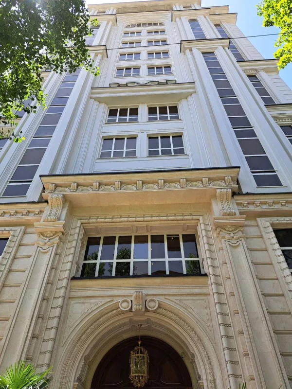 اجاره250متر/لوکیشن قوی/دروس/احتشامیه