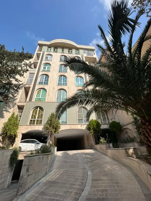 اجاره160متر/3خواب/خوش نقشه/بدون پرتی/قلهک