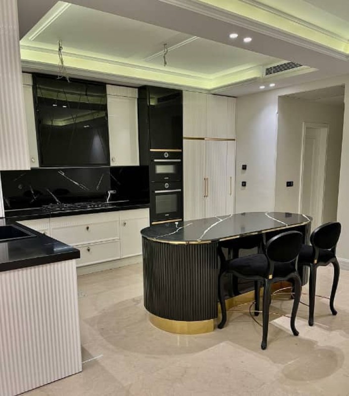 جردن ۱۲۱ متر روبروی پارک ملت / حتی مجرد