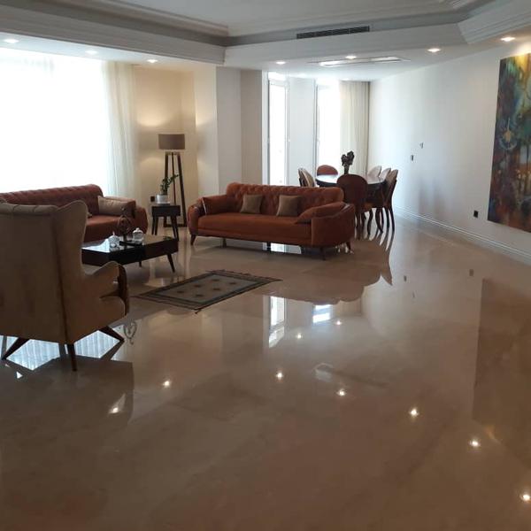 70 متر موقعیت اداری بر اصلی خیابان یخچال