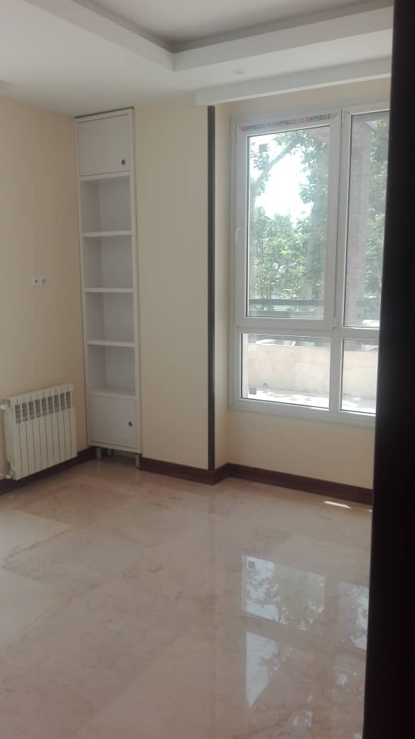 85 متر 2 خواب موقعیت اداری