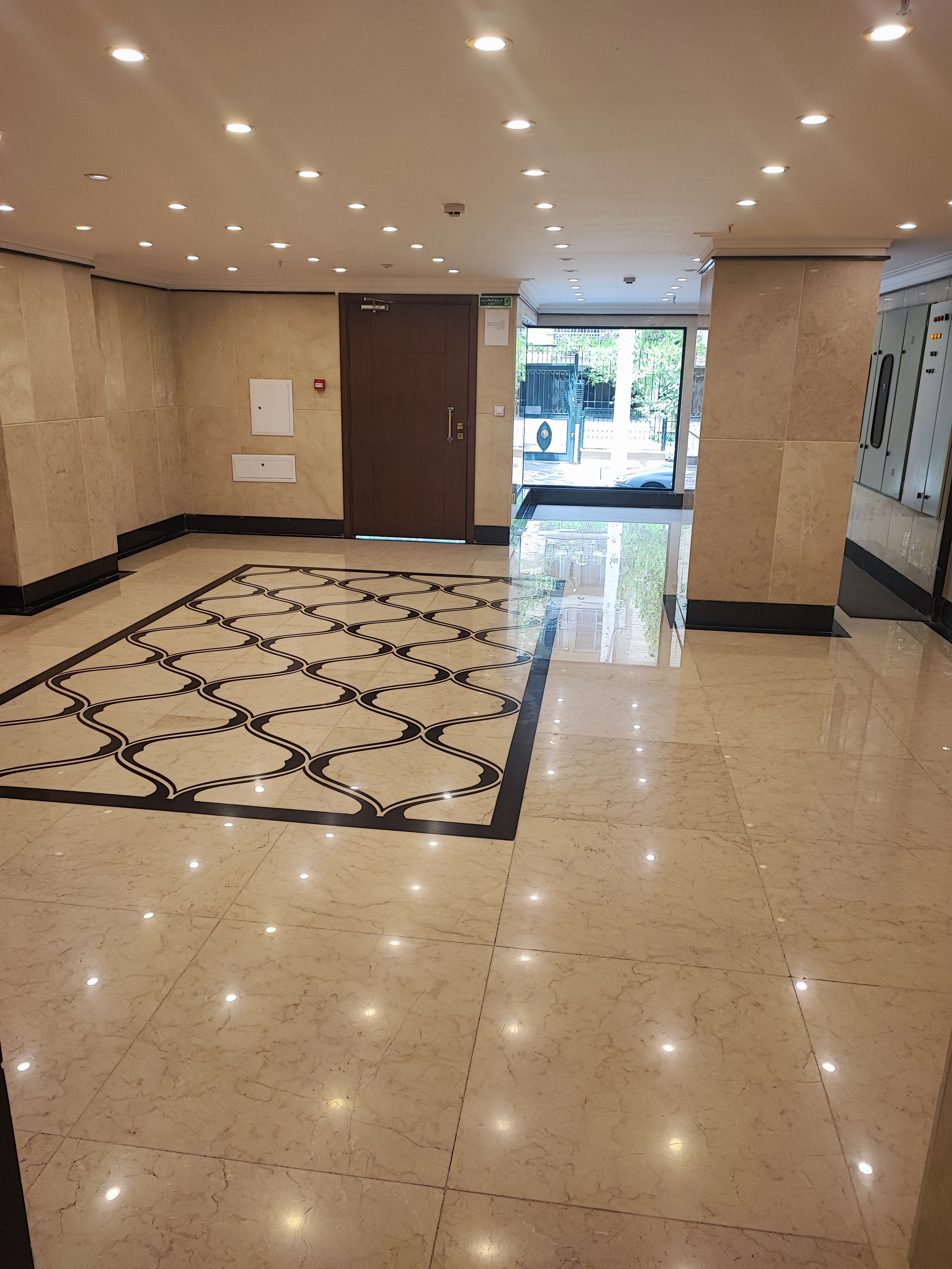 جردن160متر رو به آفتاب لوکس