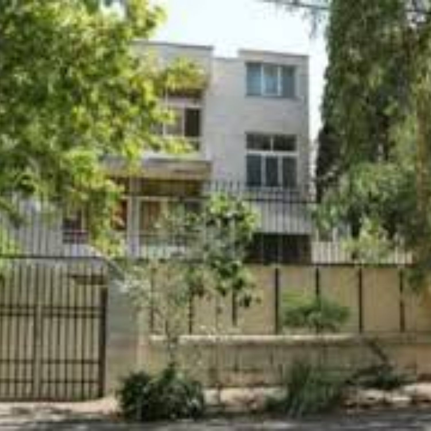 کلنگی 240 متری  جردن