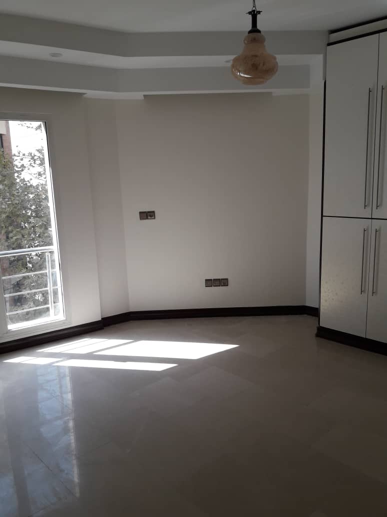 140 متر به قیمت ترین واحد منطقه