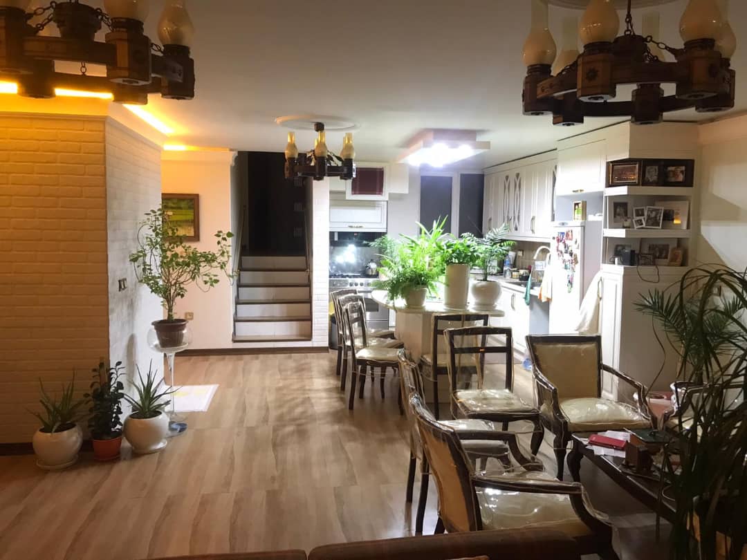 جردن۱۲۵متر همکف نورگیر