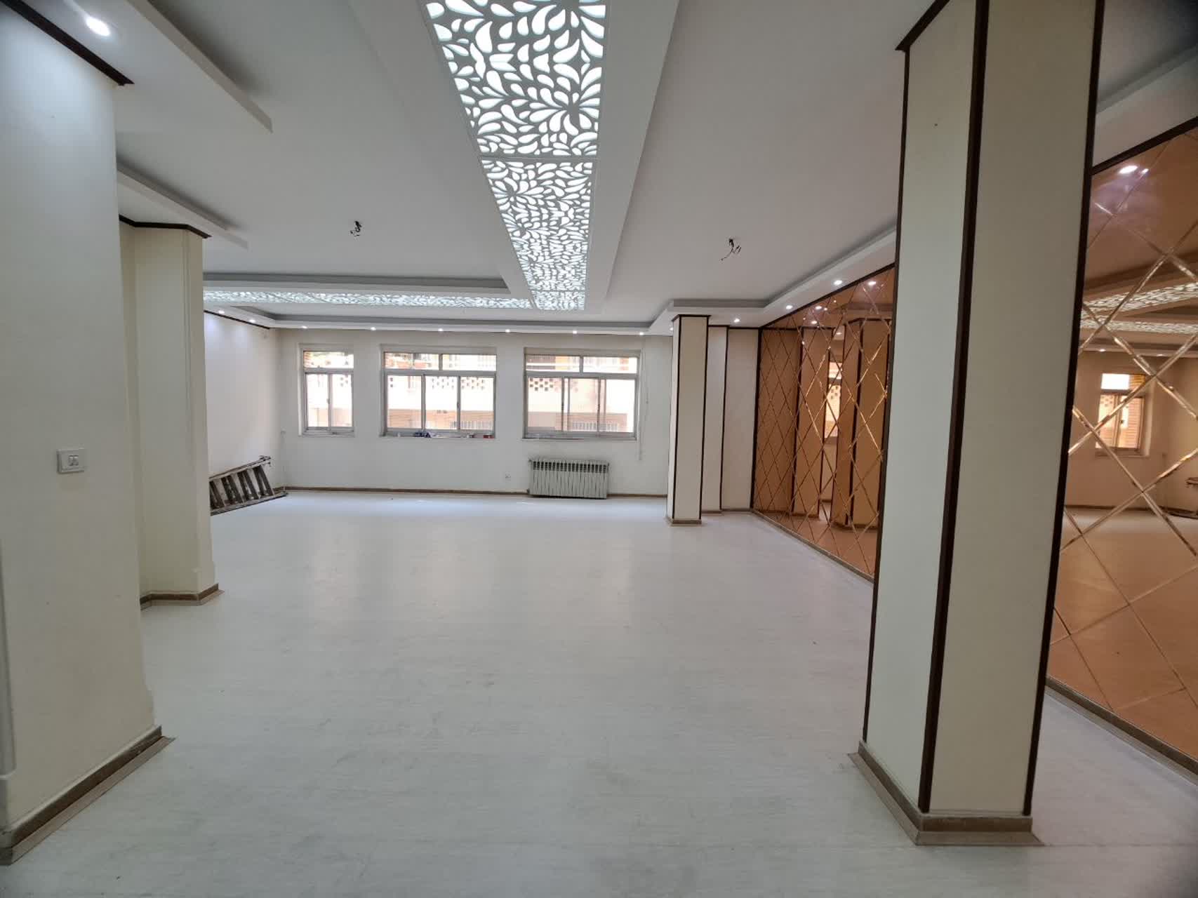 230 متر 4 خواب