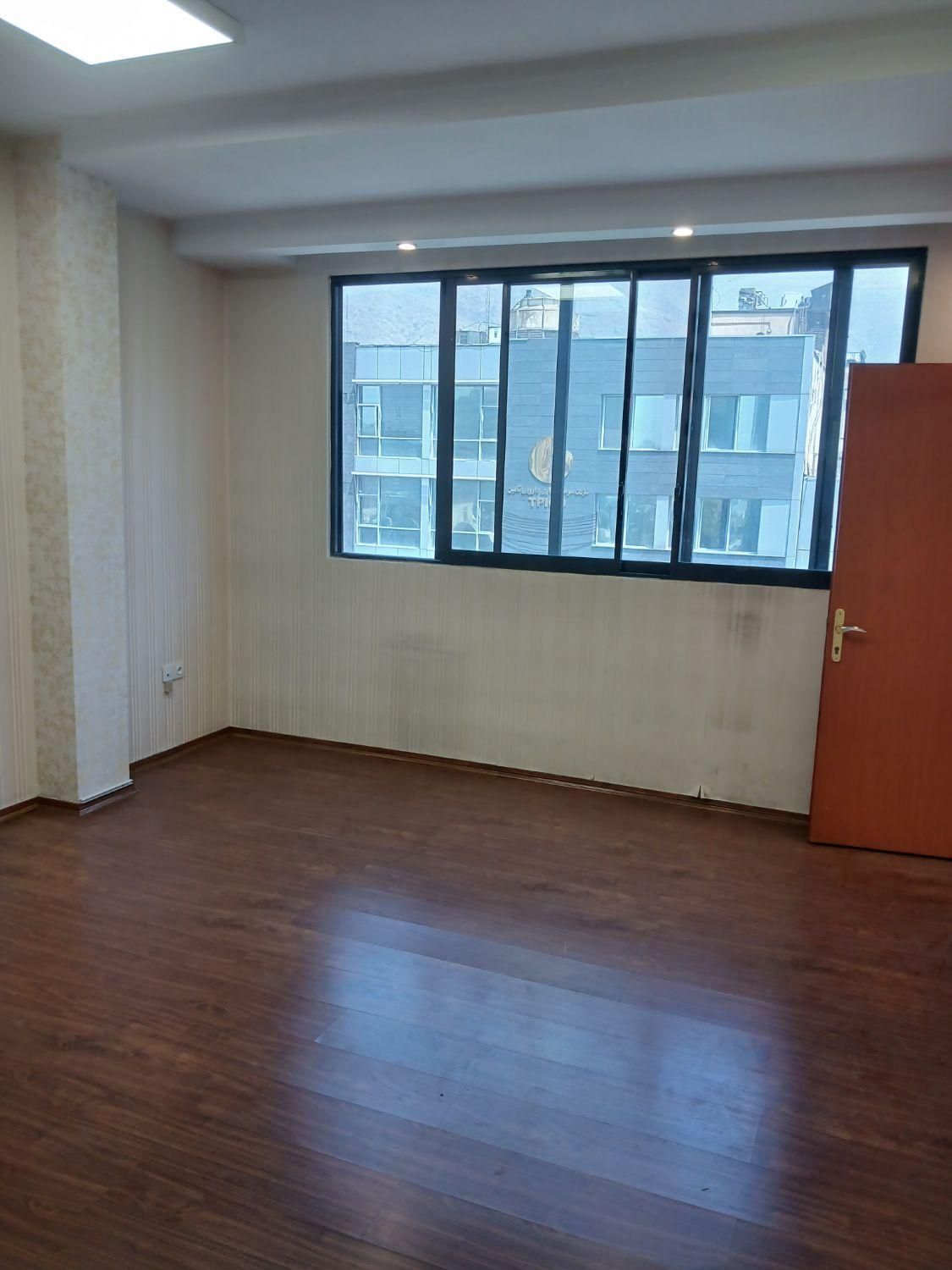 70 متر سند اداری بهترین فرعی