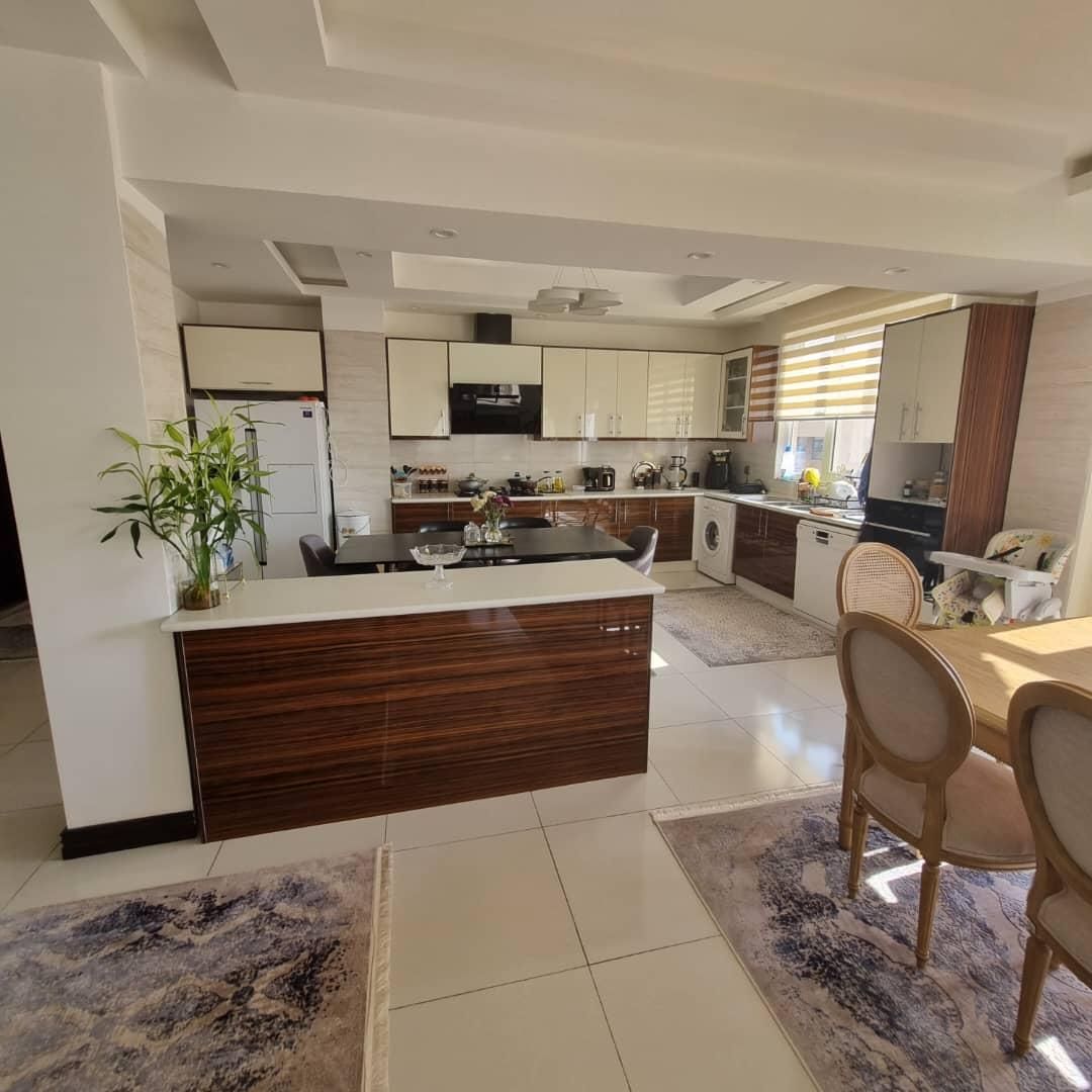 135 متر ملاصدرا برج مروارید