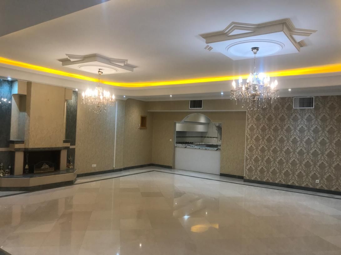 260 متر تکواحدی با حیاط مشجر
