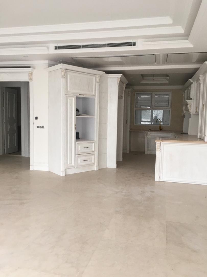 115 متر نوساز با امکانات کامل