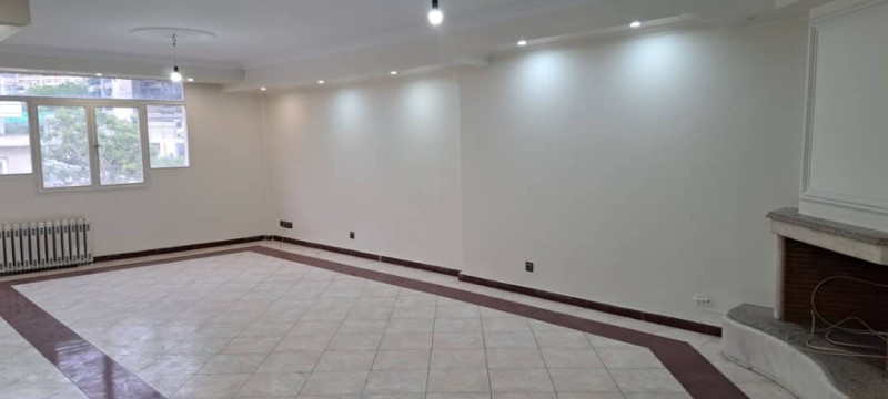 شیخ بهایی شمالی  ۱۱۸ متر ۲۰ ساله // امکانات کامل