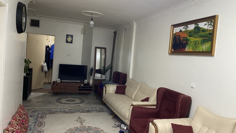 واحد ۵۰ متری با پارکینگ و انباری مترو مدنی