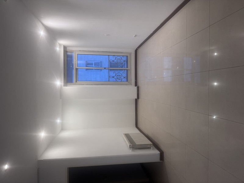 میرداماد نفت ،۱۳۶ متر٫ دو پارکینگ