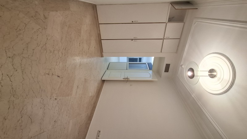 ۶۰ متر موقعیت اداری شمال جردن با امکانات کامل و نورگیر