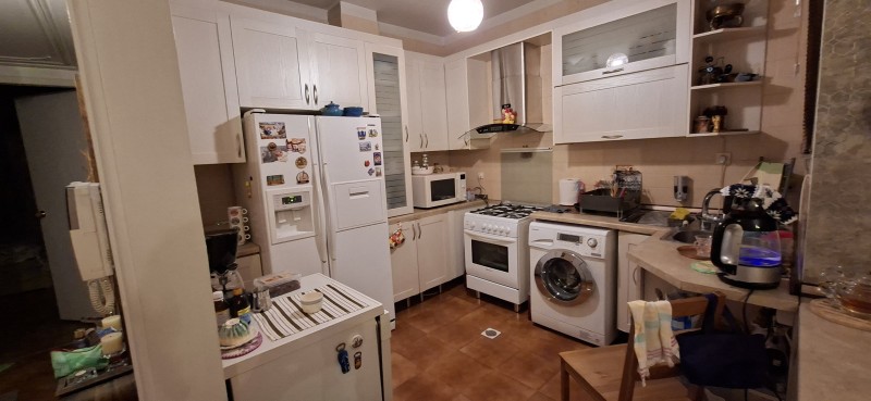 شیخ بهایی جنوبی 100متر 2خوابه