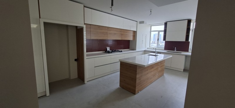 شهرک غرب برج تهران ۱۹۶متر ۳خ