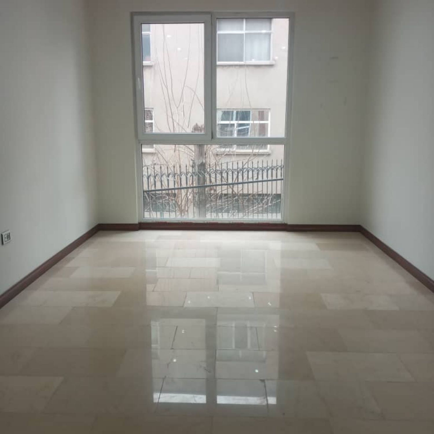 250متر 4خوابه ونک 2پارکینگ