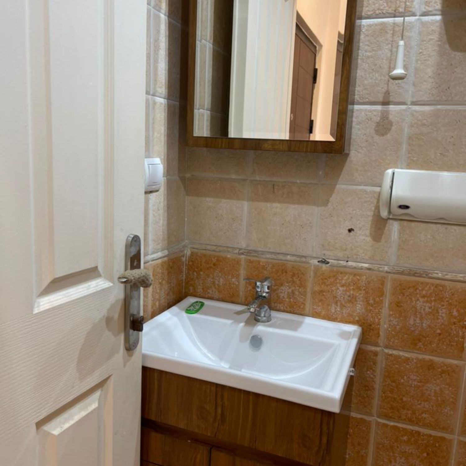 85متر 1خوابه میرداماد موقعیت اداری