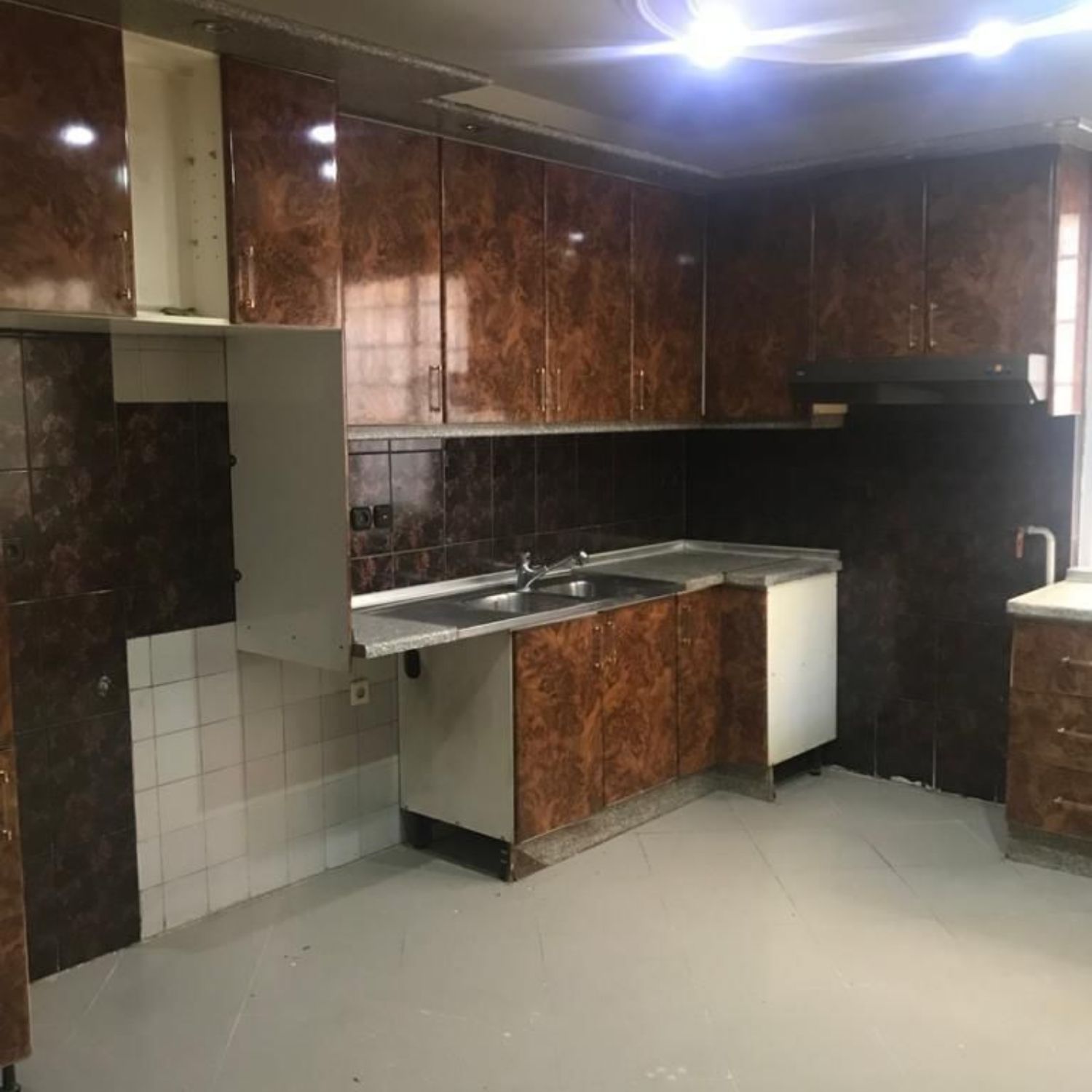 190متر 3خواب تک واحدی
