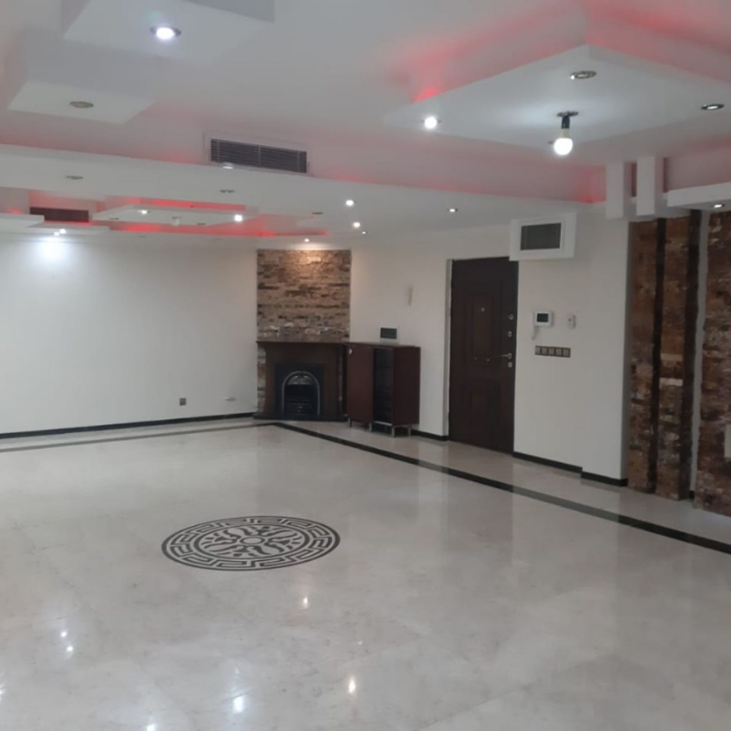 130متر 2خواب جردن خوش نقشه