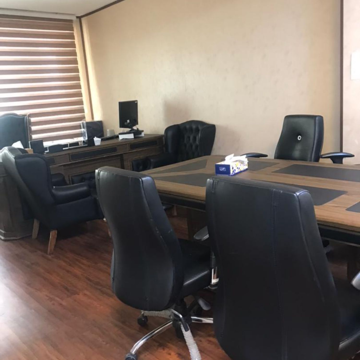 240متر بنا 350متر زمین