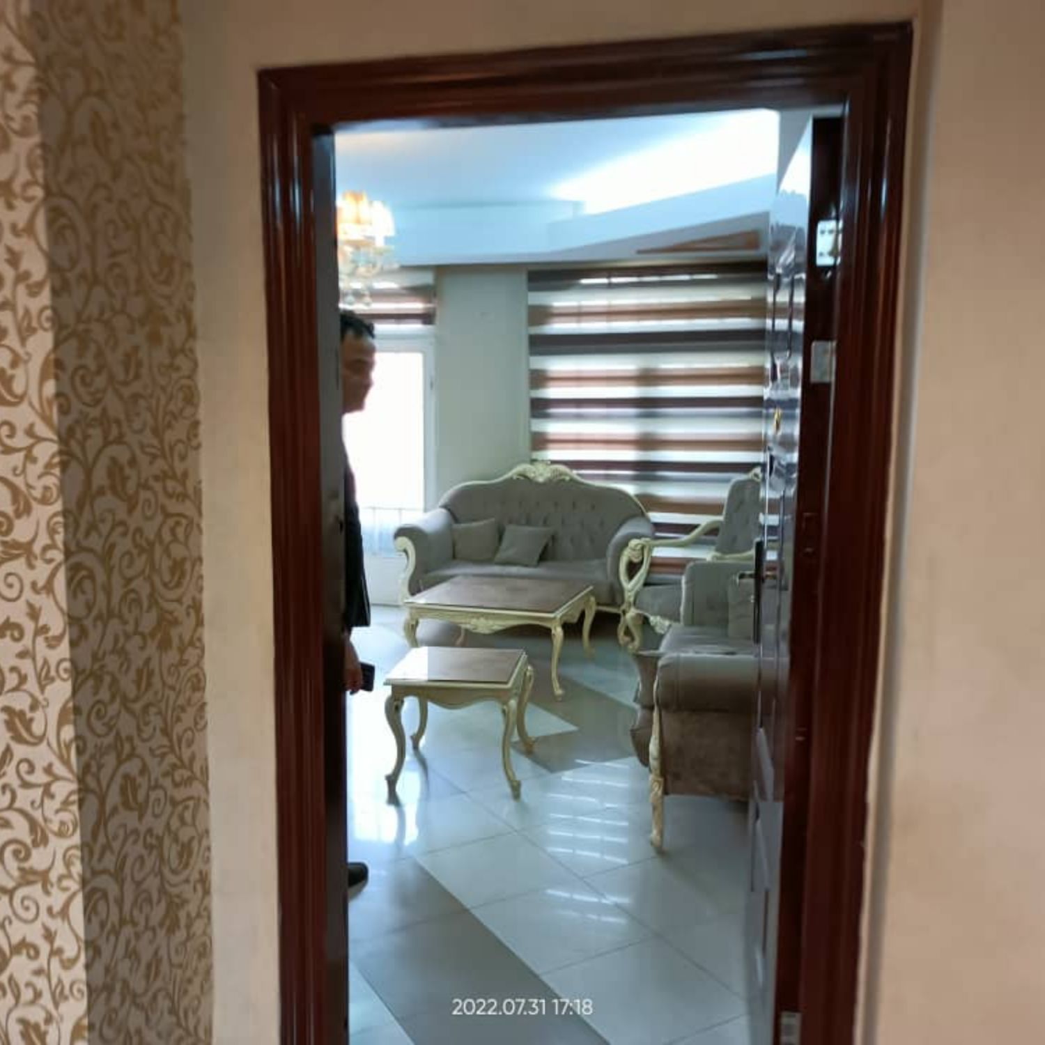 135متر 3خواب جردن سند اداری