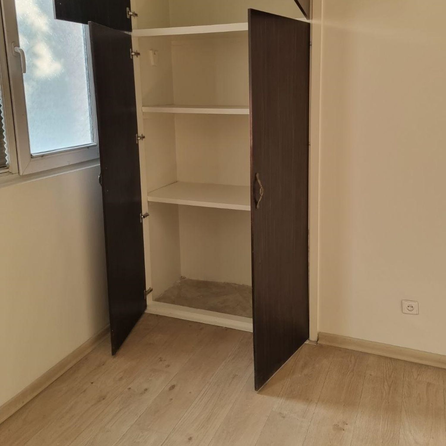 رهن و اجاره آپارتمان/ پاسداران 100 متر/ سند اداری