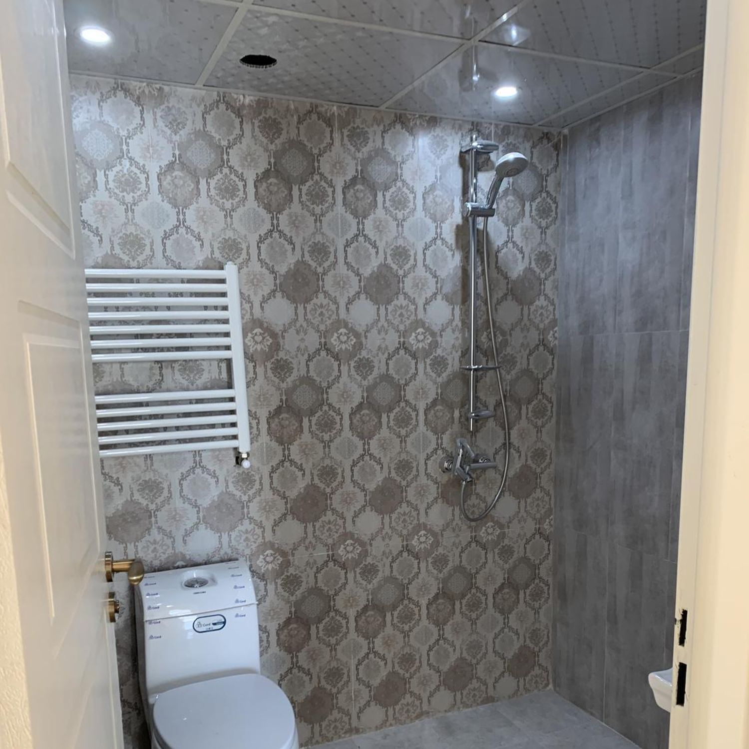 فروش آپارتمان/ دیباجی جنوبی 160 متر/ نوساز