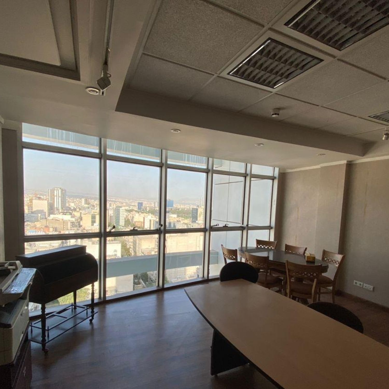 آپارتمان 114 متری /2 خواب / ونک