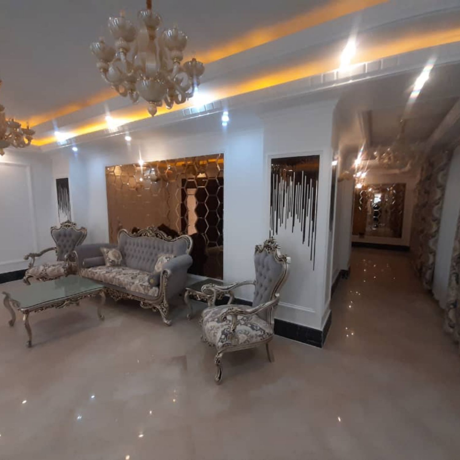 جردن نوساز زیر قیمت 137 متر 2 خواب 2 پارکینگ