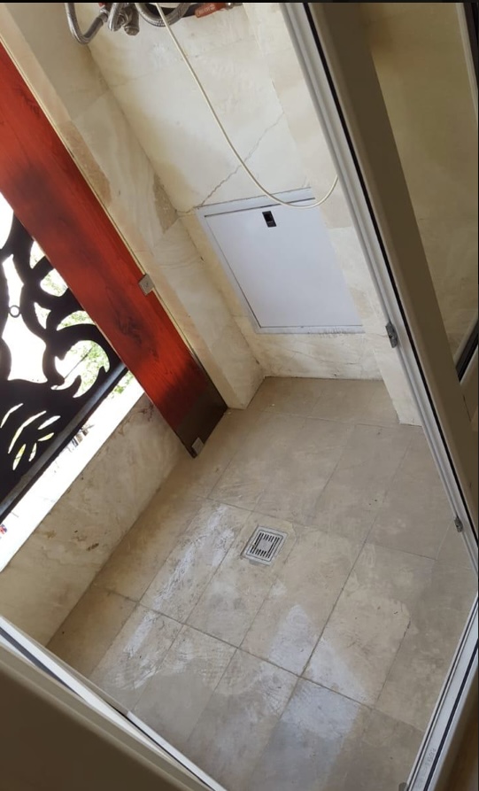 جردن گل ها ۸۵ متر نوساز لابی، شیک