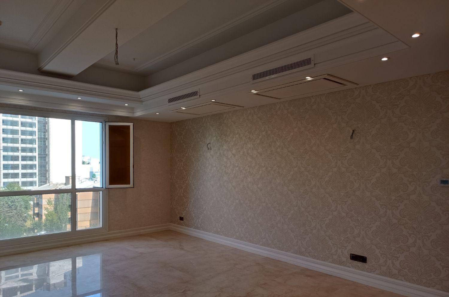 225 متر زعفرانیه