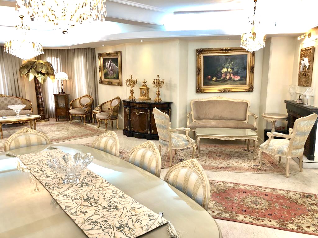 جردن ۲۰۰ متر بالکن قابل چیدمان