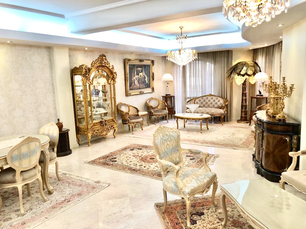 جردن ۲۰۰ متر بالکن قابل چیدمان