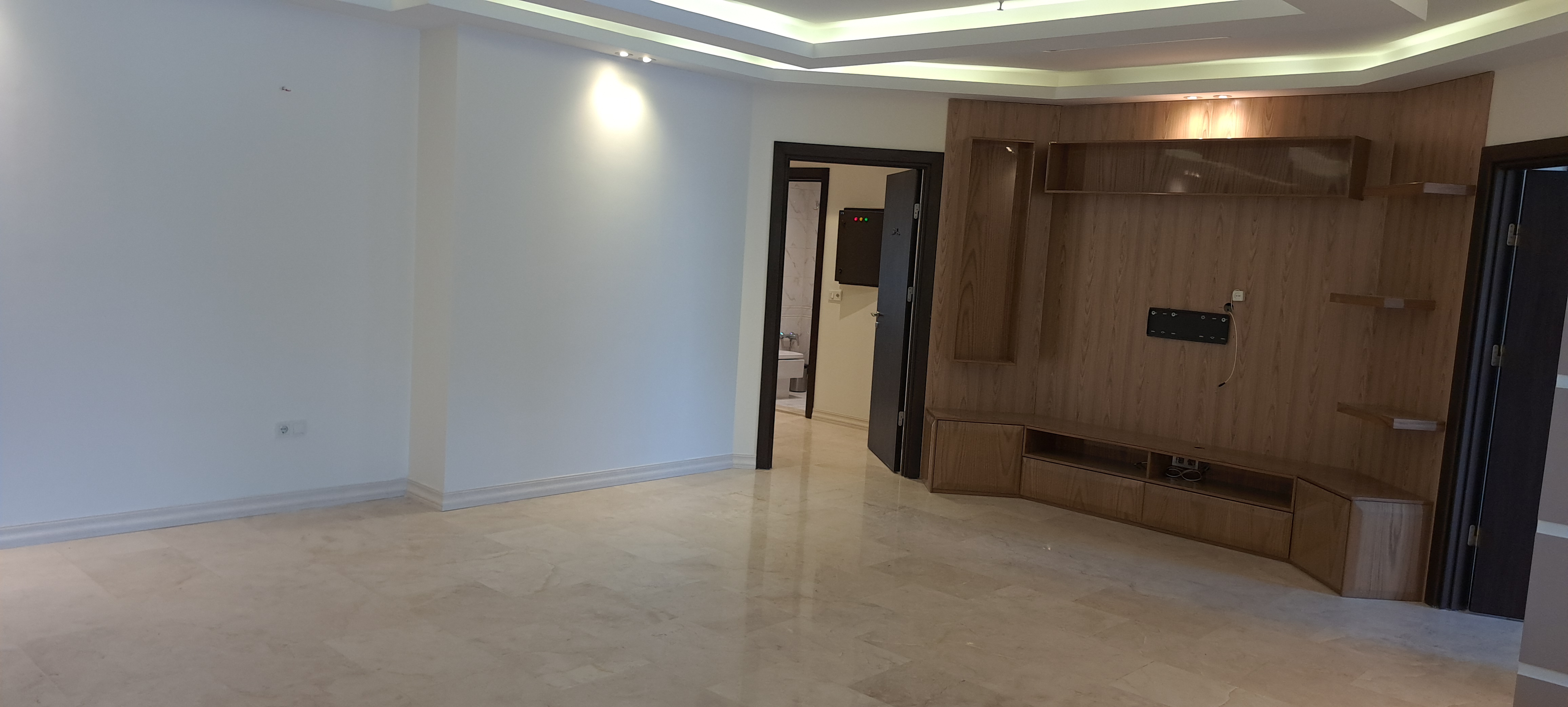 جردن خیابان طاهری ۱۷۰ متر ۳ خواب لوکس